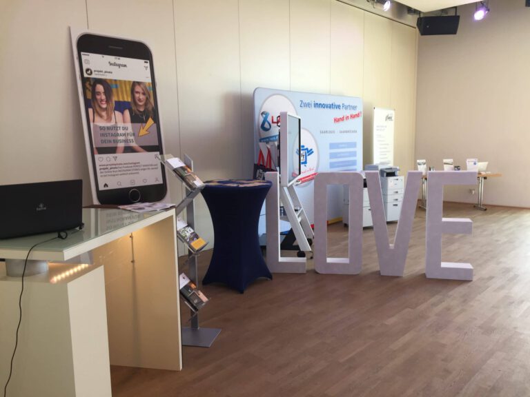 PURA Erlebnismanufaktur Messestand bei Messeplanung DEHOGA Marktplatz.